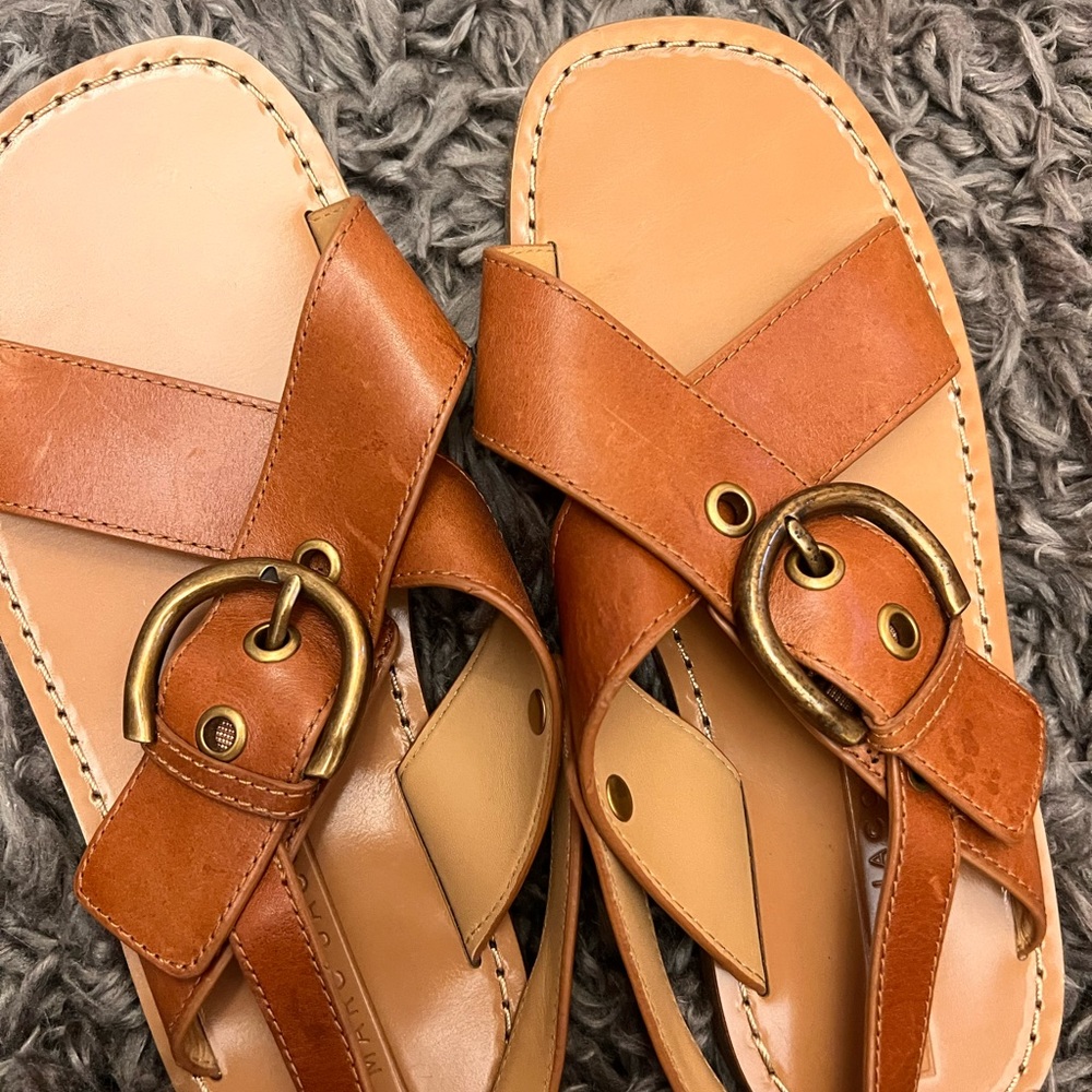 Marc Jacobs Leather Cross-Strap Sandals in Cognac Brown with Brass Buckles